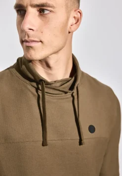 Shirt met structuur en trechtervormige hals