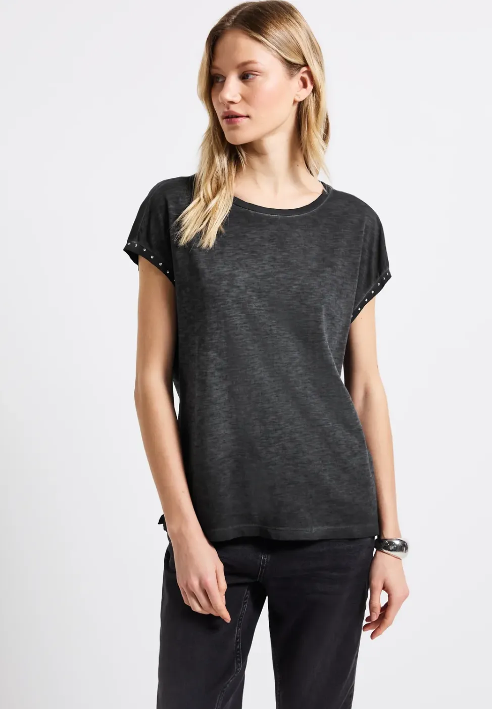 Shirt met studs in gewassen look