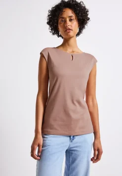 Shirt met uitsnijding