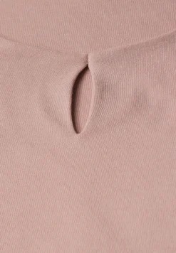 Shirt met uitsnijding