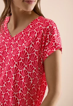 Shirt met V-hals en schelpenprint