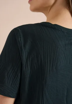 Shirt in burn-out look met tekst