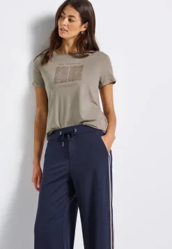 Shirt met artwork en omslag