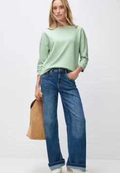 Shirt met boothals