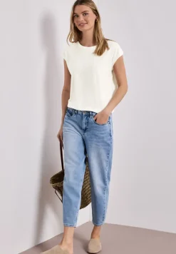 Shirt met boothals en decoratief detail