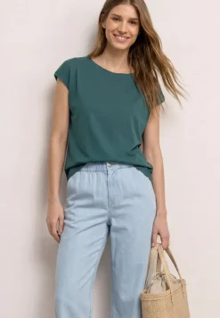 Shirt met boothals en decoratief detail