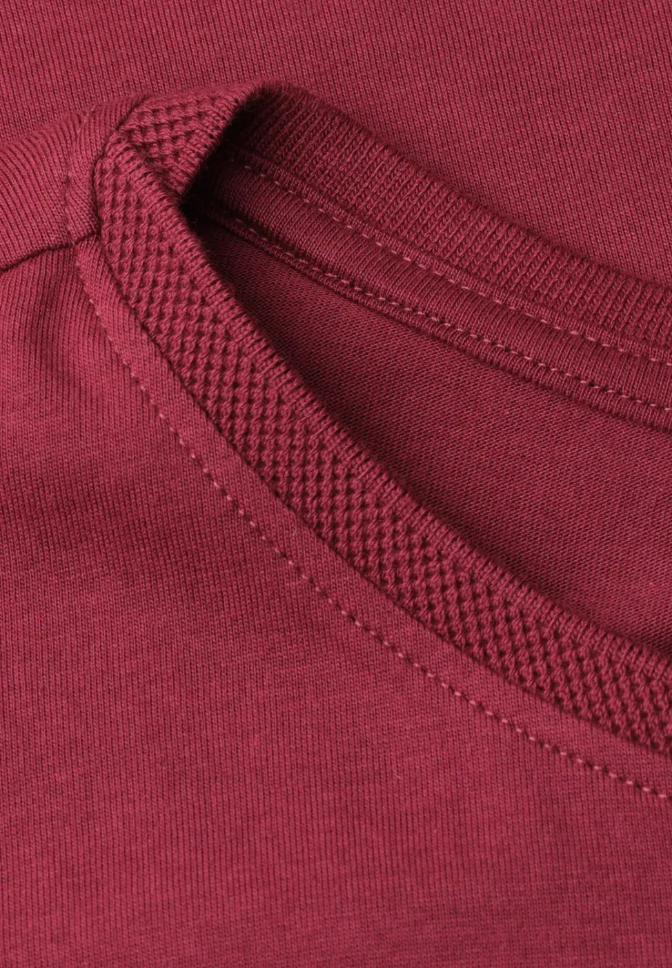 Shirt met boothals en decoratief detail