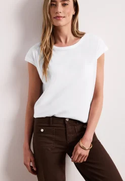 Shirt met boothals en decoratief detail