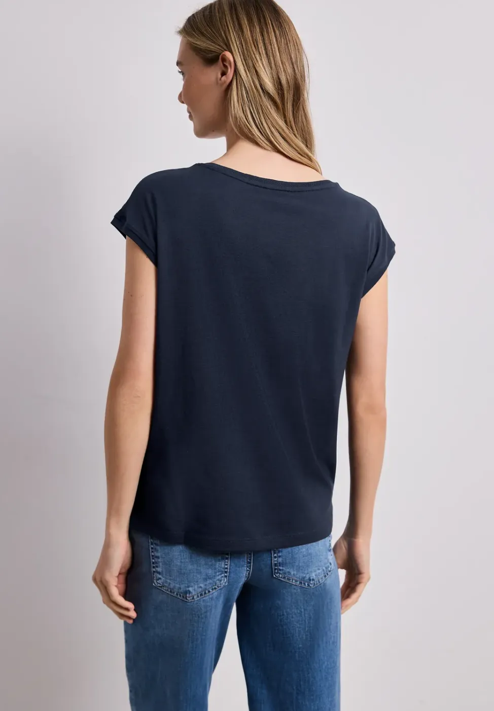 Shirt met boothals en decoratief detail
