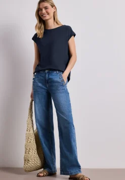 Shirt met boothals en decoratief detail