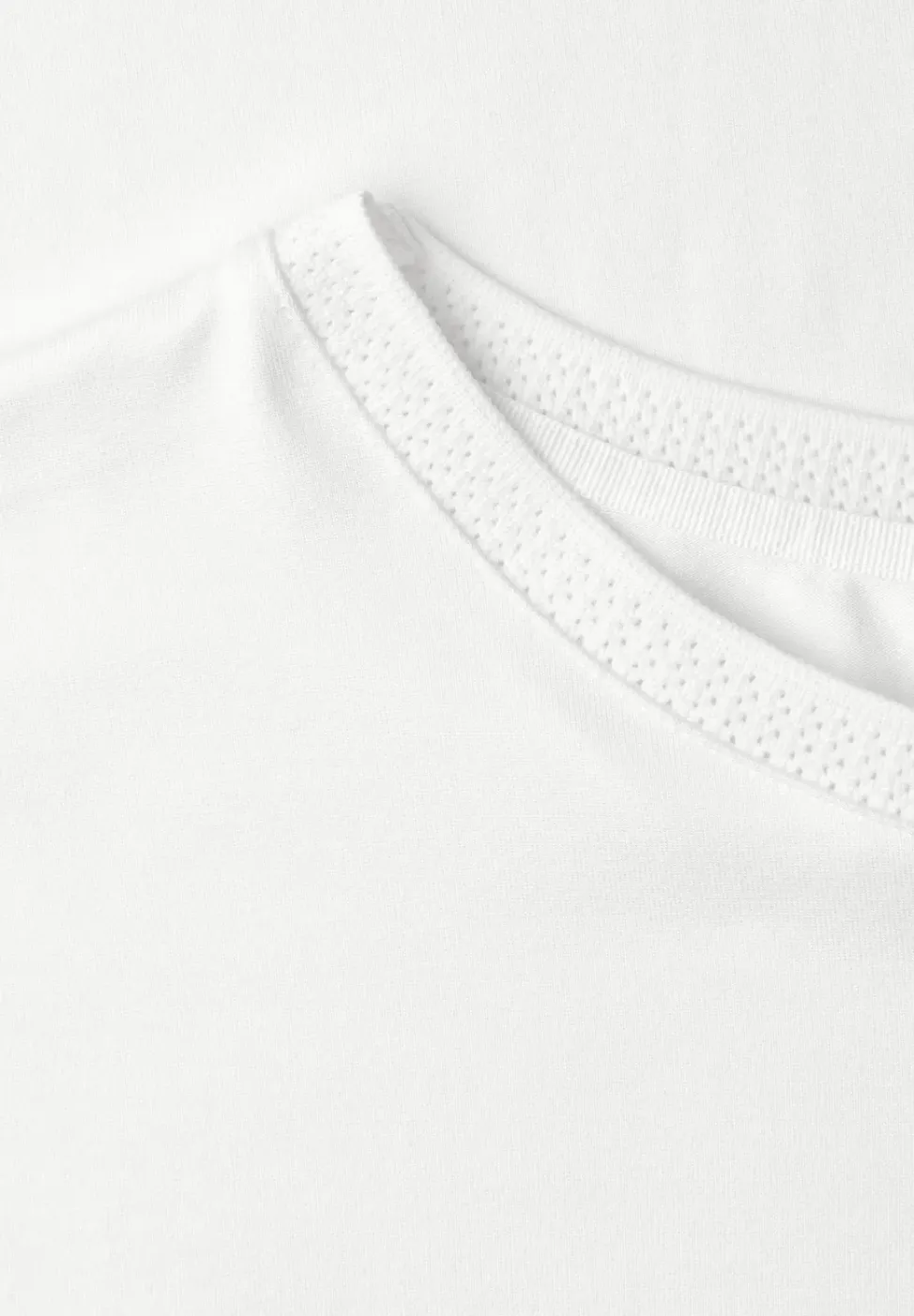 Shirt met boothals en decoratieve tape
