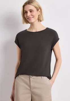Shirt met boothals en decoratieve tape