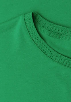 Shirt met boothals en decoratieve tape