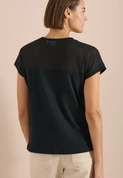 Shirt met boothals en mesh inzet