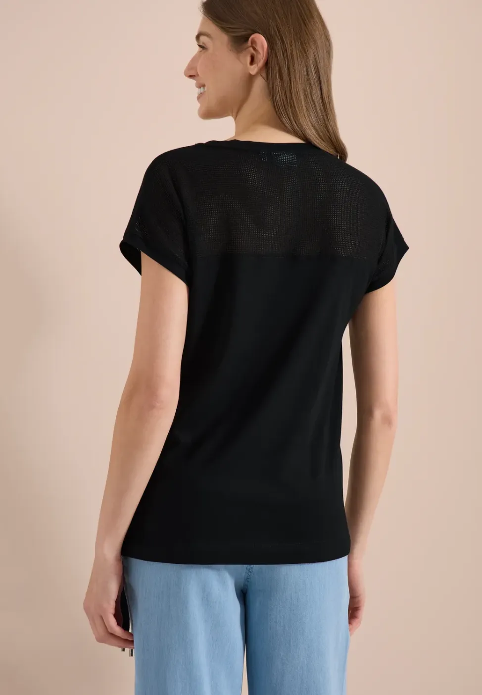 Shirt met boothals en mesh inzet