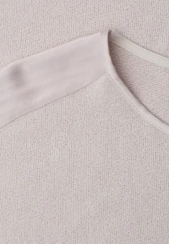 Shirt met boothals en schouderdetails