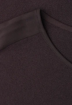 Shirt met boothals en schouderdetails
