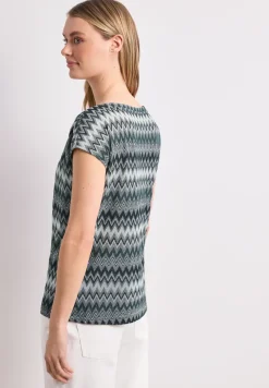 Shirt met boothals en zigzagprint