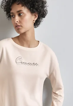Shirt met borduursel