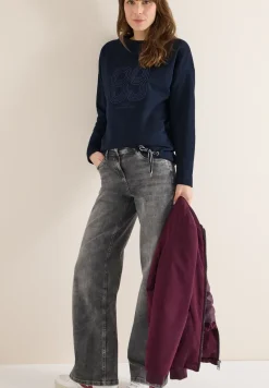 Shirt met borduursel
