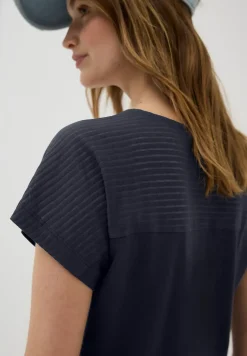 Shirt met burn-out details