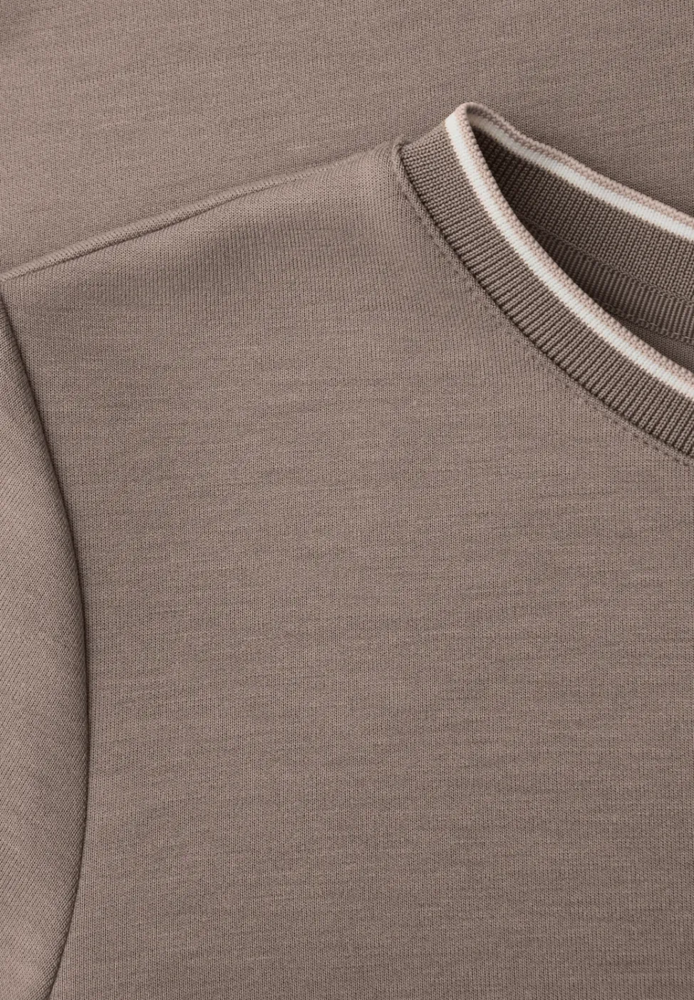 Shirt met contrastdetail