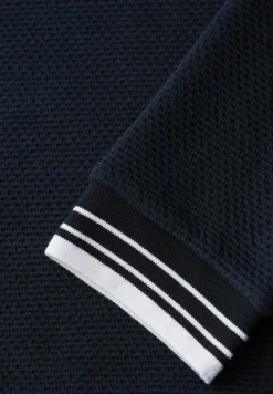 Shirt met contrasterende details