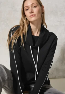 Shirt met contrasterende details