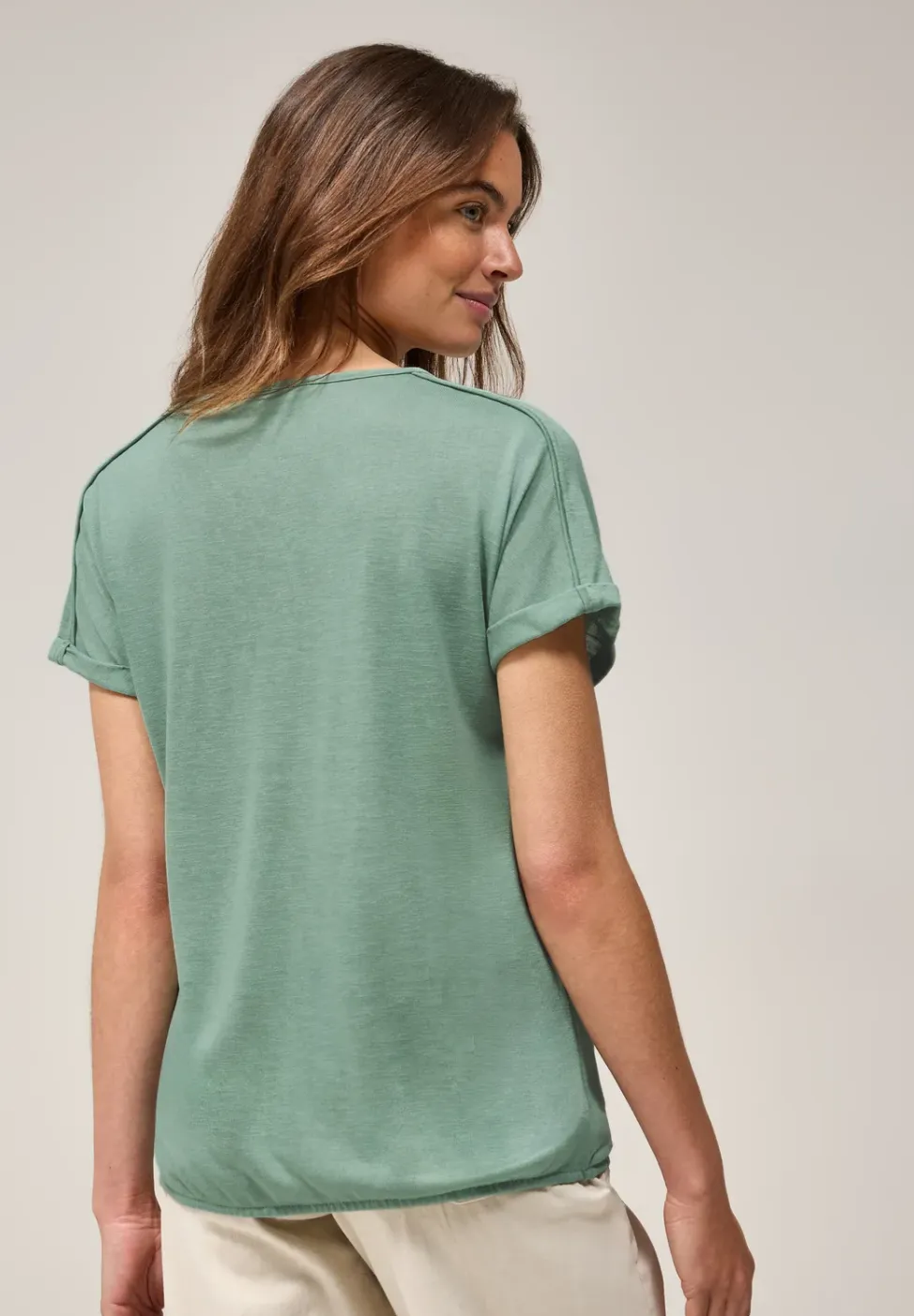 Shirt met decoratieve stiksels