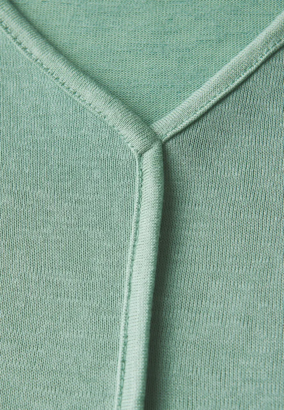 Shirt met decoratieve stiksels