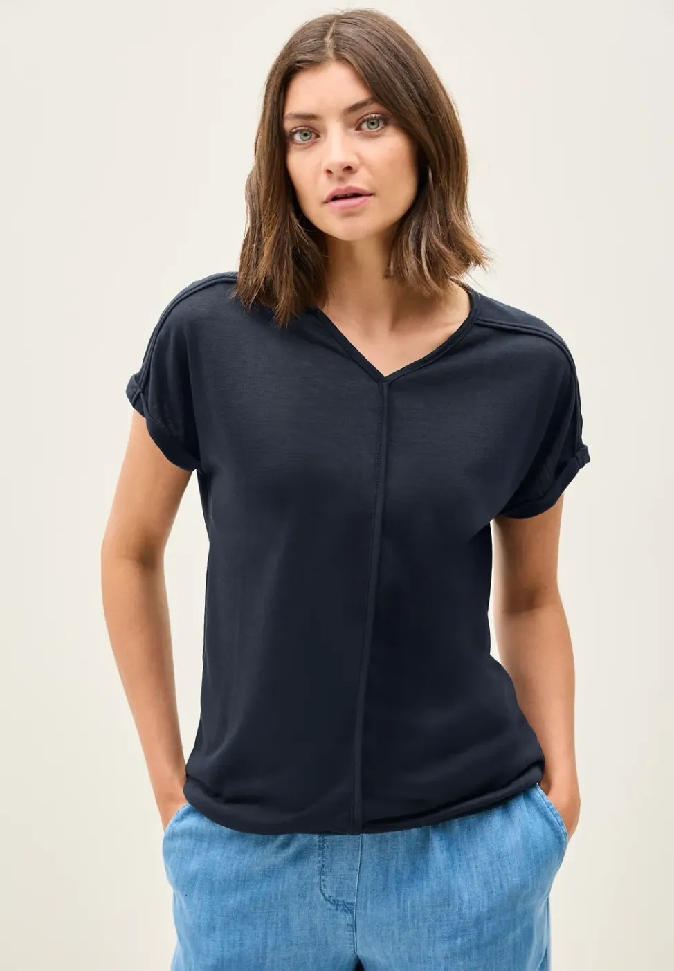 Shirt met decoratieve stiksels