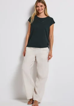 Shirt met decoratieve tape
