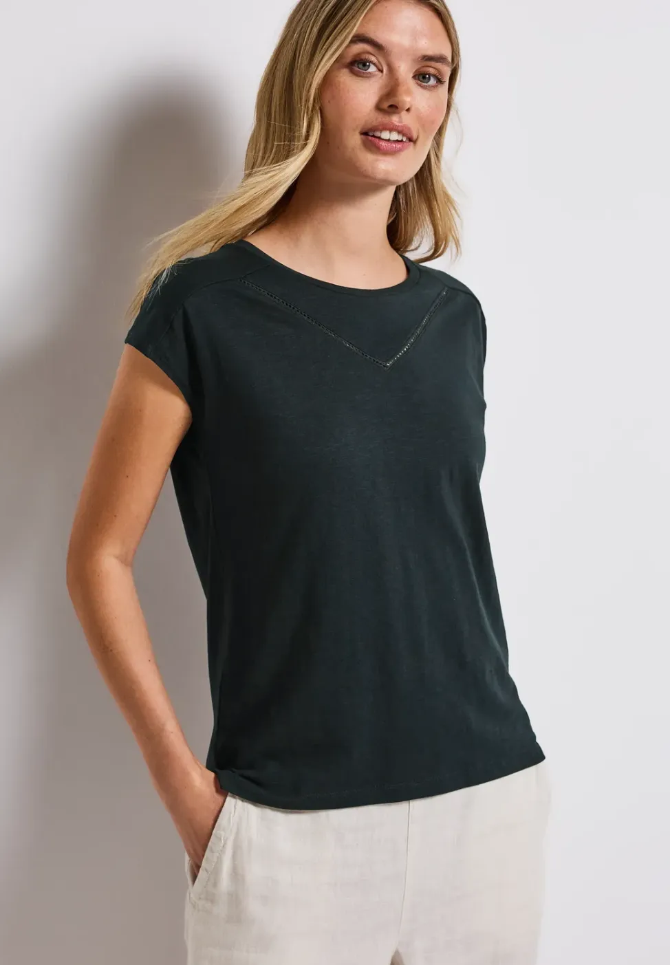 Shirt met decoratieve tape
