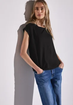 Shirt met decoratieve tape