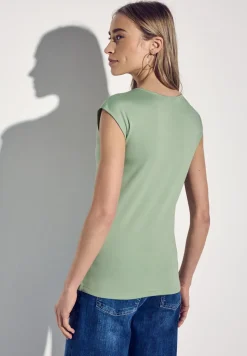 Shirt met diamanten halslijn