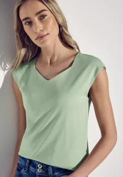 Shirt met diamanten halslijn