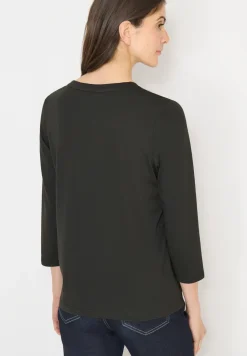 Shirt met edelstenen