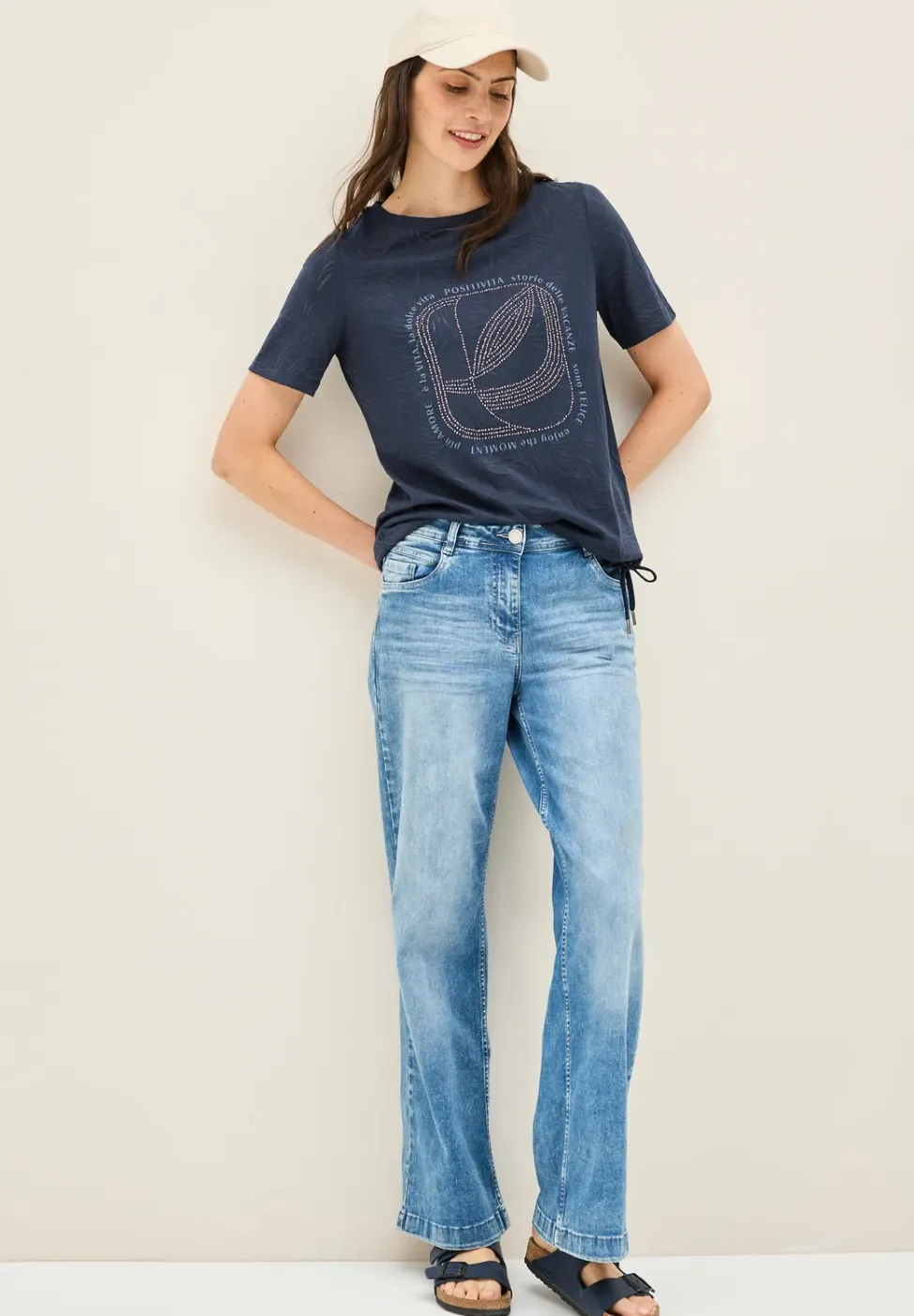 Shirt met edelstenen