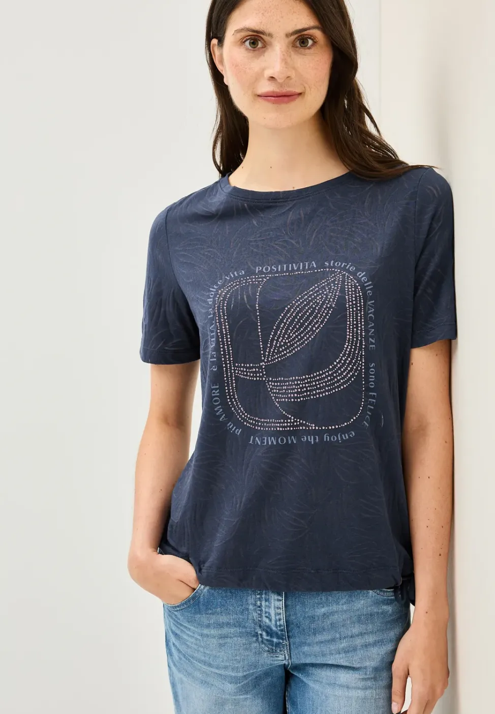 Shirt met edelstenen