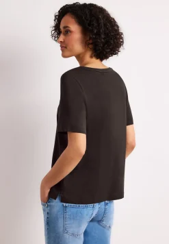 Shirt met edelstenen