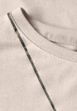 Shirt met fijne lijntjes