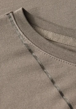 Shirt met fijne lijntjes