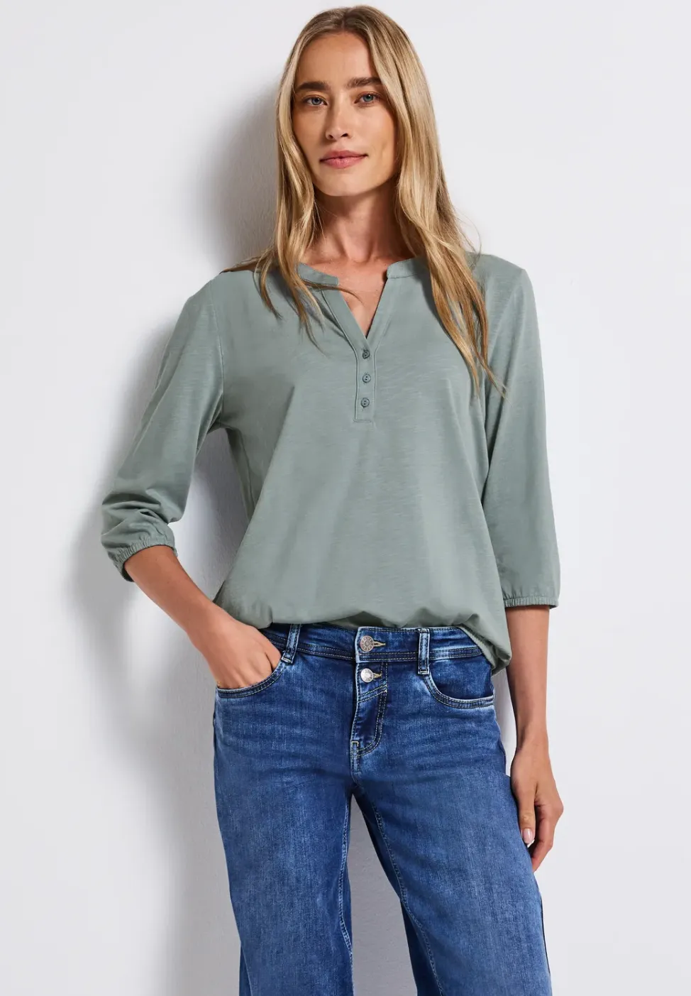 Shirt met gespleten hals