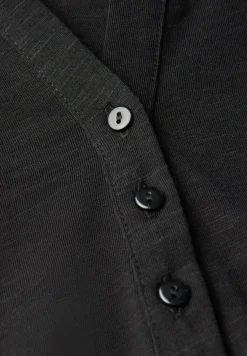 Shirt met gespleten hals