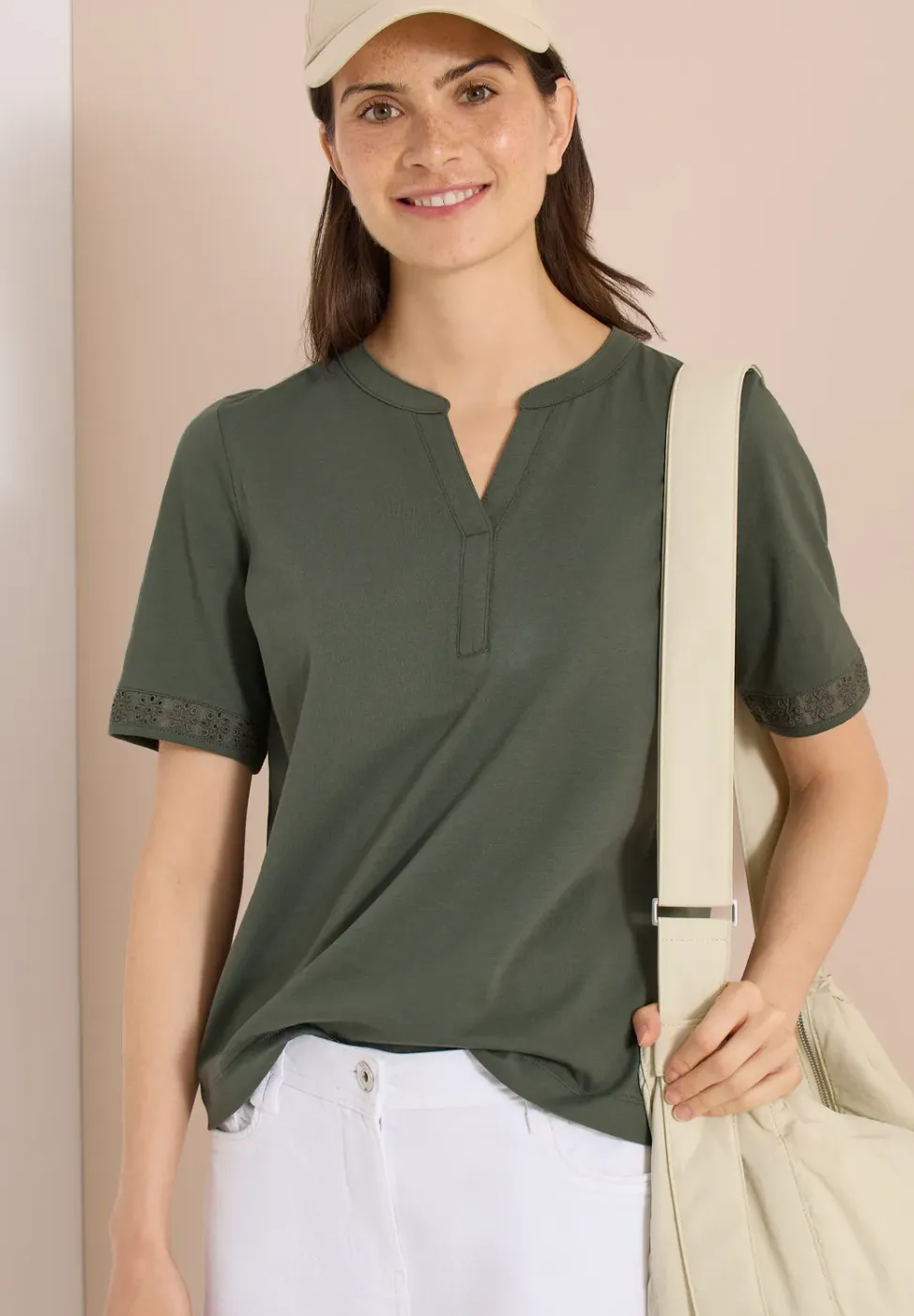 Shirt met gespleten hals en haakband