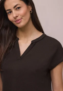 Shirt met gespleten hals in gebreide look