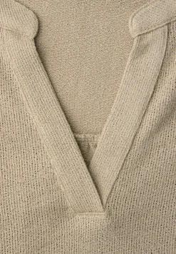 Shirt met gespleten hals in gebreide look