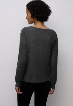 Shirt met glitterdetails