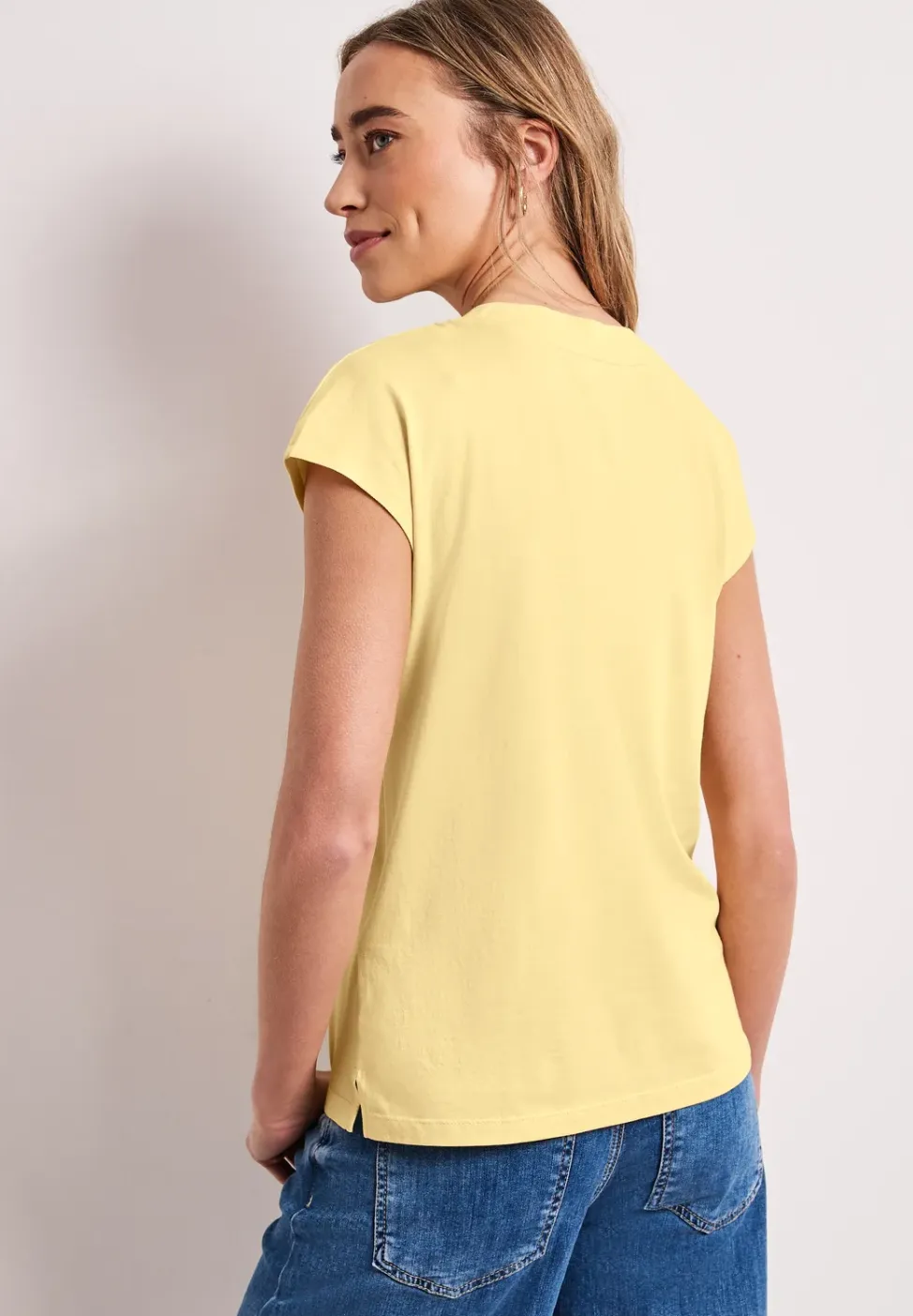 Shirt met hangende schouders en V-hals