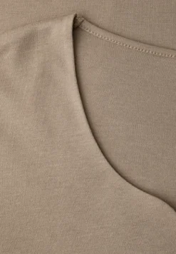 Shirt met hartvormige halslijn